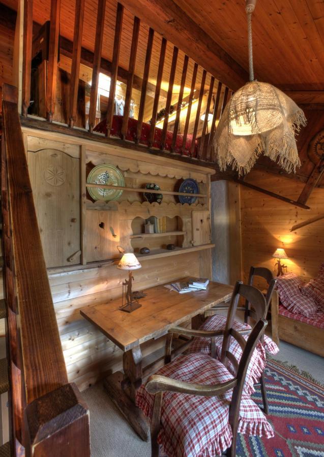 Les Chalets-Hotel De La Croix-Fry Manigod Habitación foto